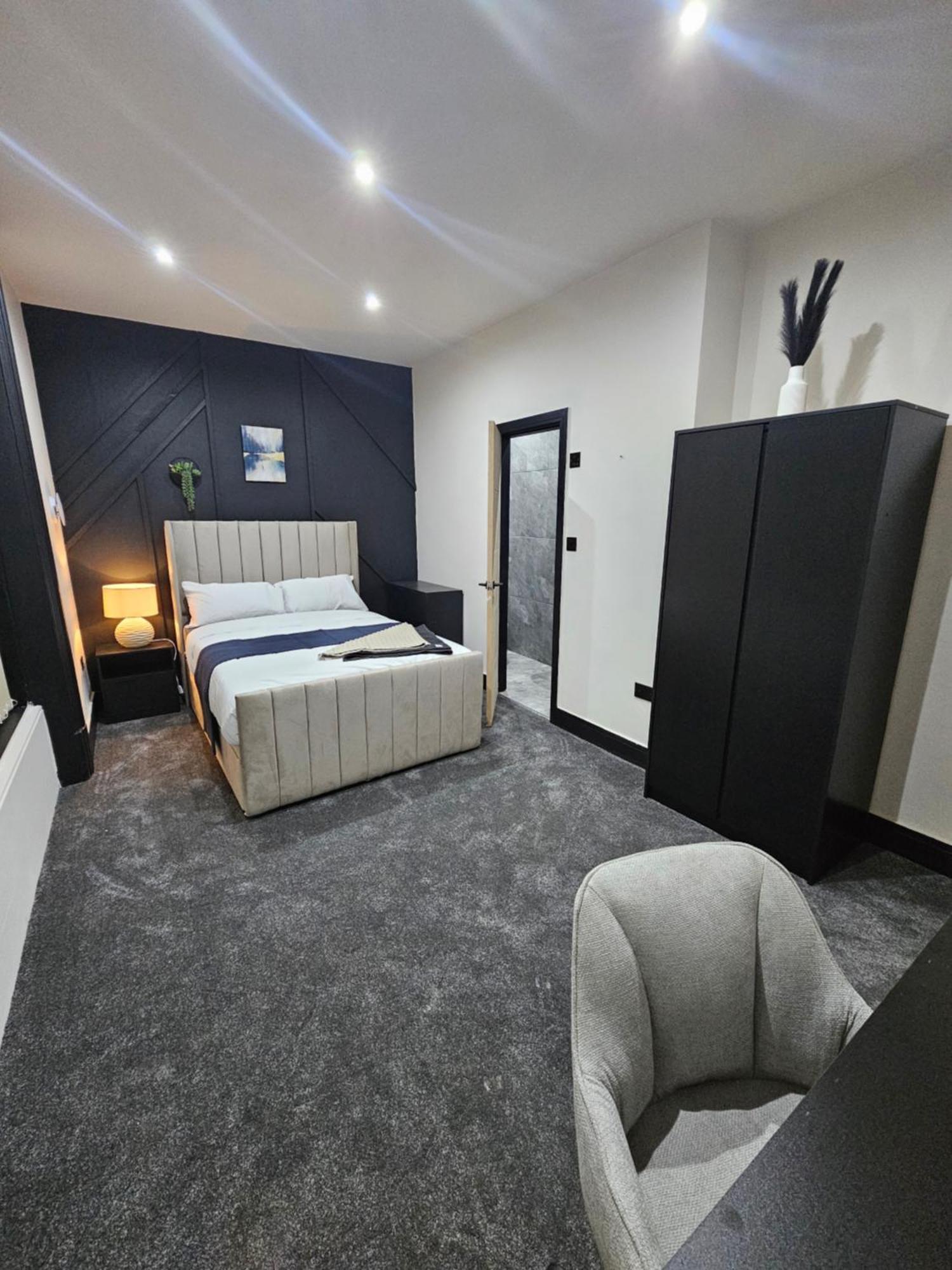Springwood Villa 哈德斯菲尔德 外观 照片